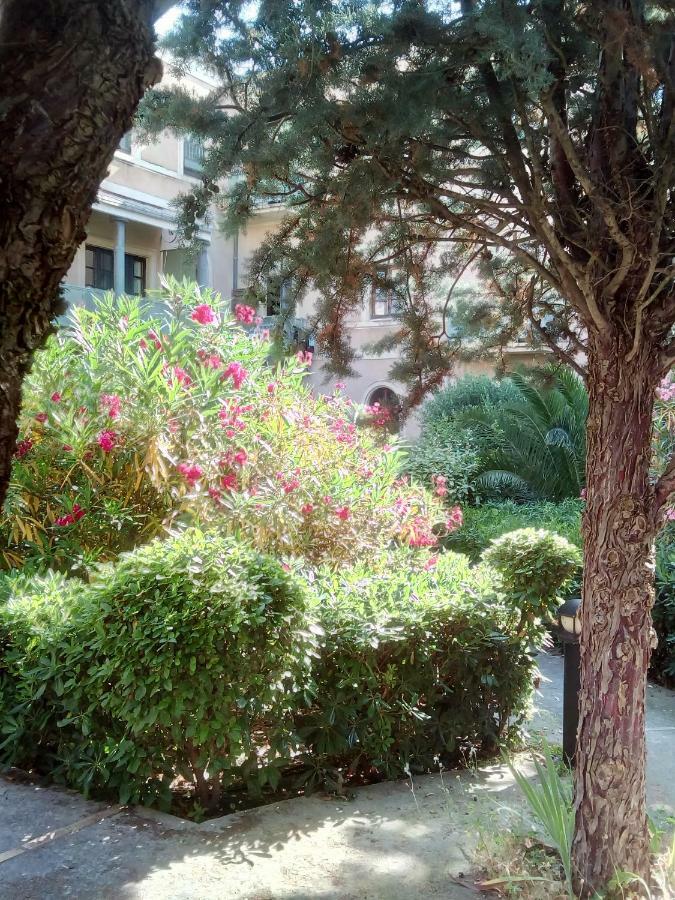 L'Ancien Couvent Sur Jardin, Havre De Paix En Centre Ville A 100M De La Mer Avec Parking Privatif Sète Exterior foto